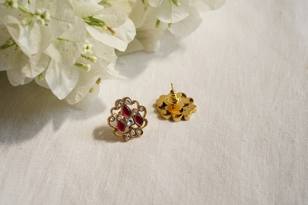 Kundan Studs (1-5586)(R)