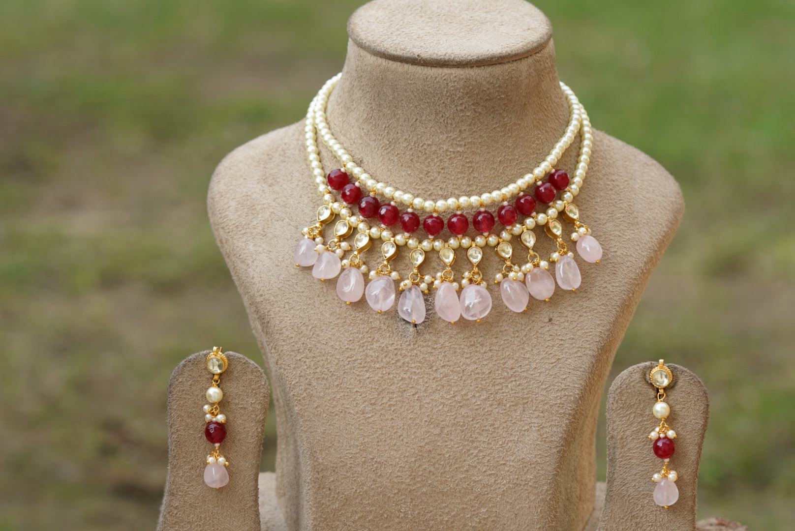 Kundan and beads necklace discount