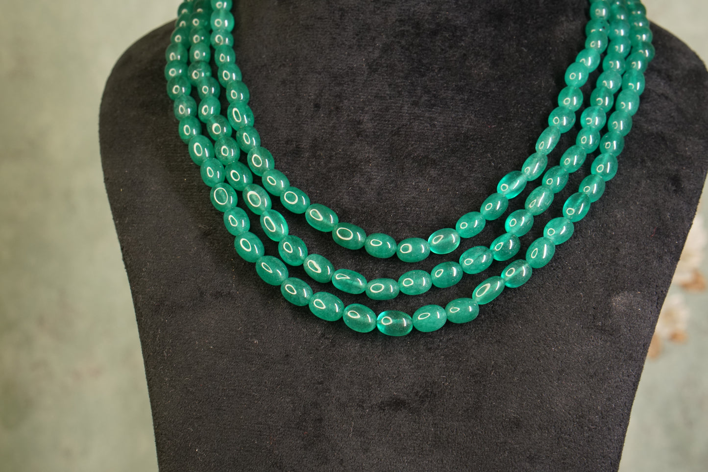 3 Line Green Beads Necklace (4-9443)(F)