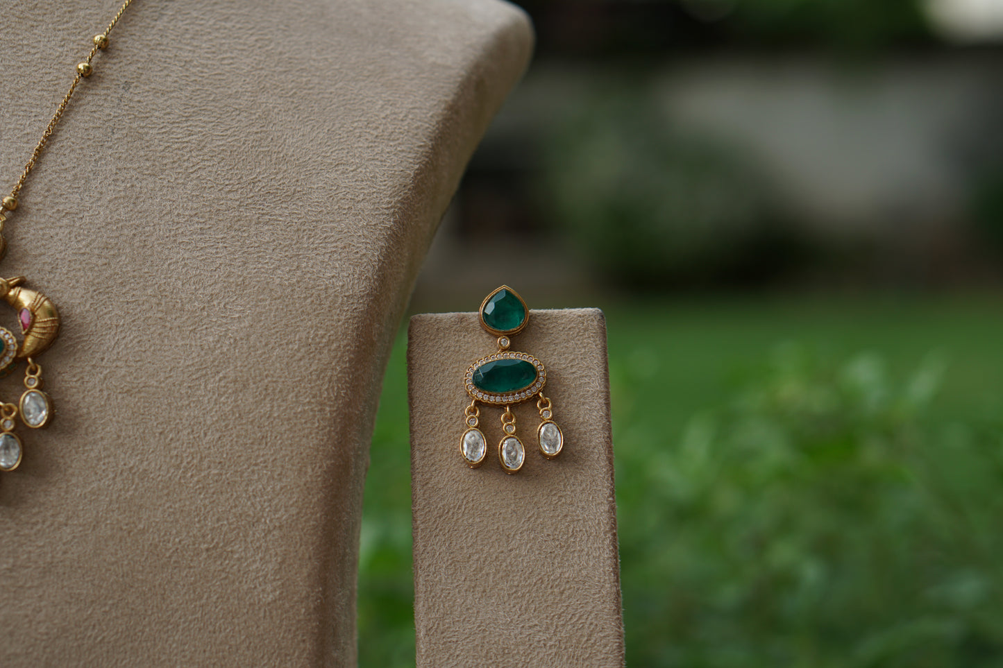 Green stone Polki Pendant Set (4-9477)(B)