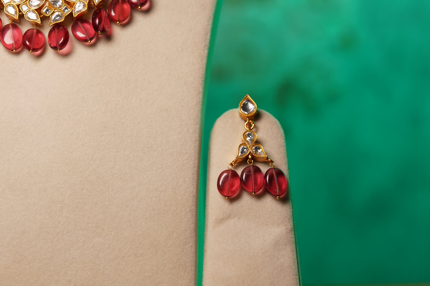 Kundan Necklace set (4-8126)(R)