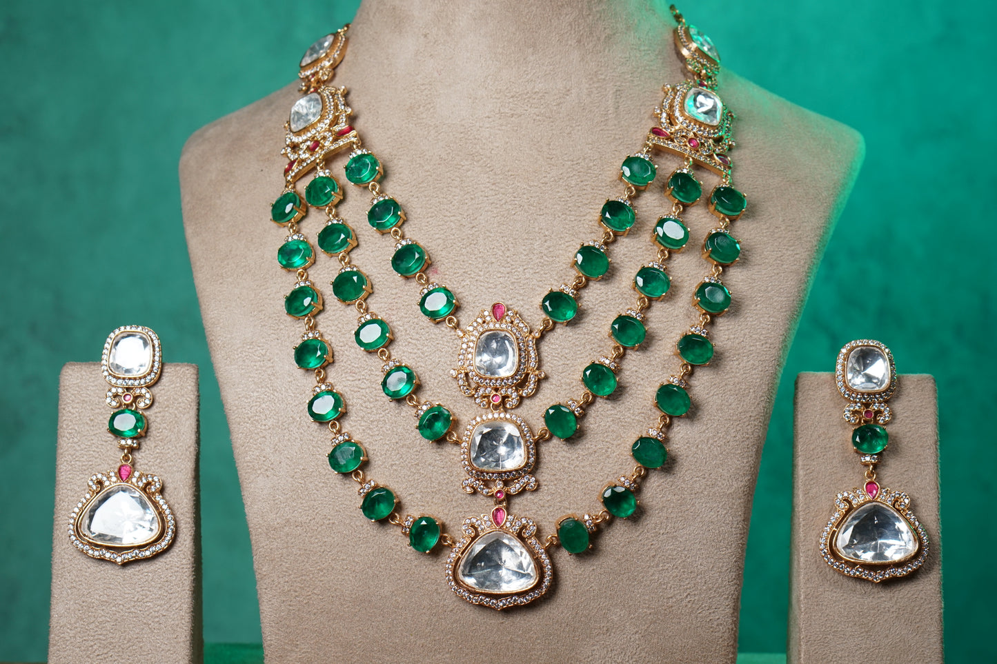 Green Stone Polki Necklace Set (4-9523)(NEM)