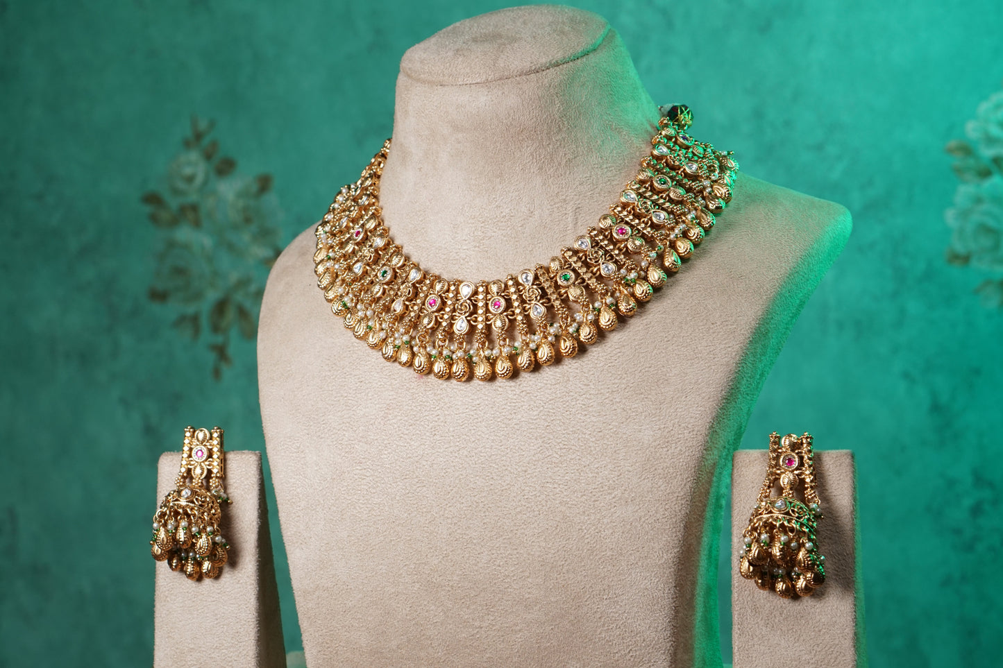 Antique gold Polki set (4-9530)(NEM)