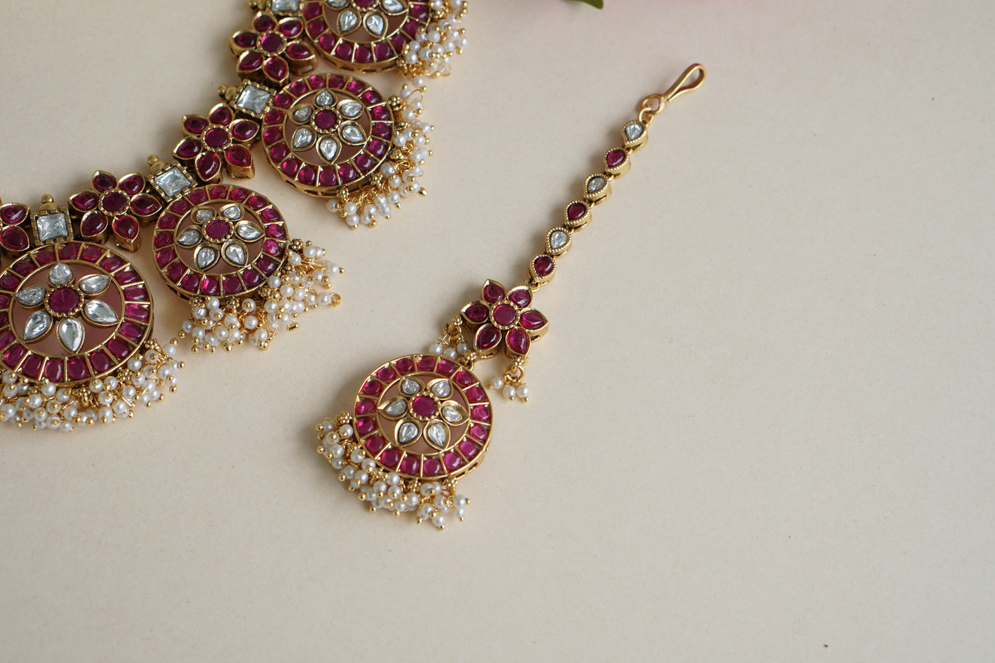 Antique Kundan Necklace Set with maangtika (4-8439)(Ex)