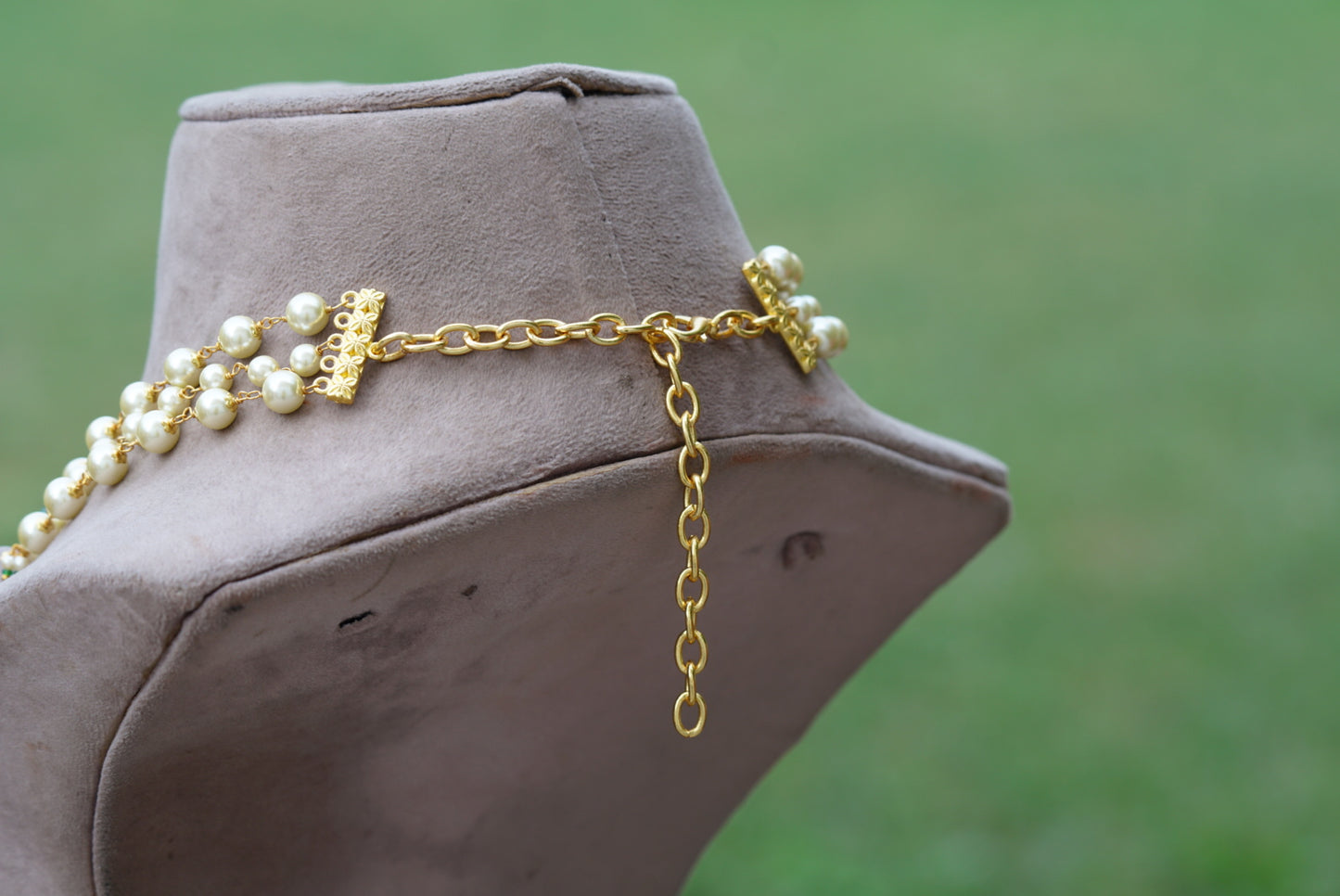 BEADS NECKLACE (4-6411)(N)
