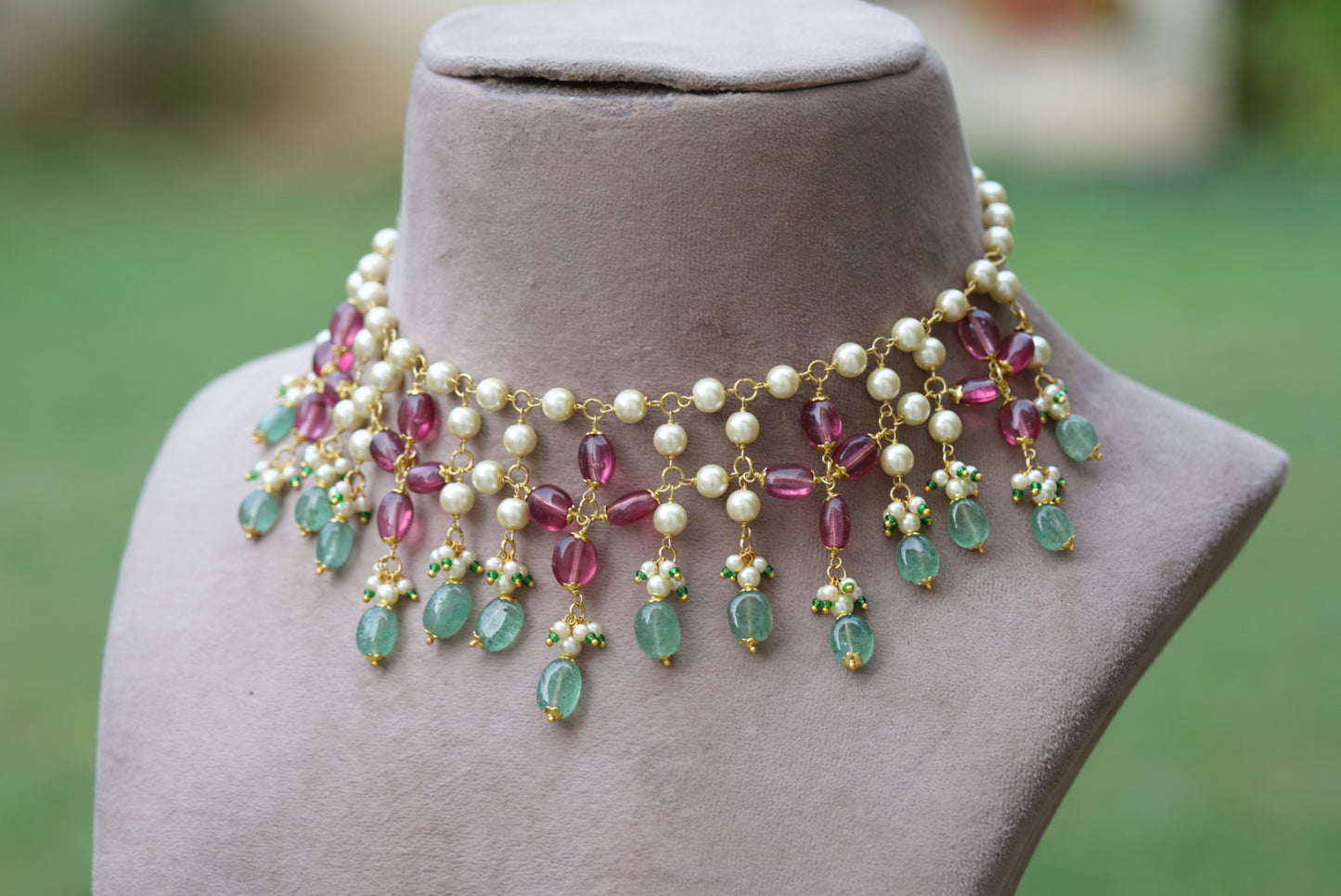 BEADS NECKLACE (4-6404)(N)