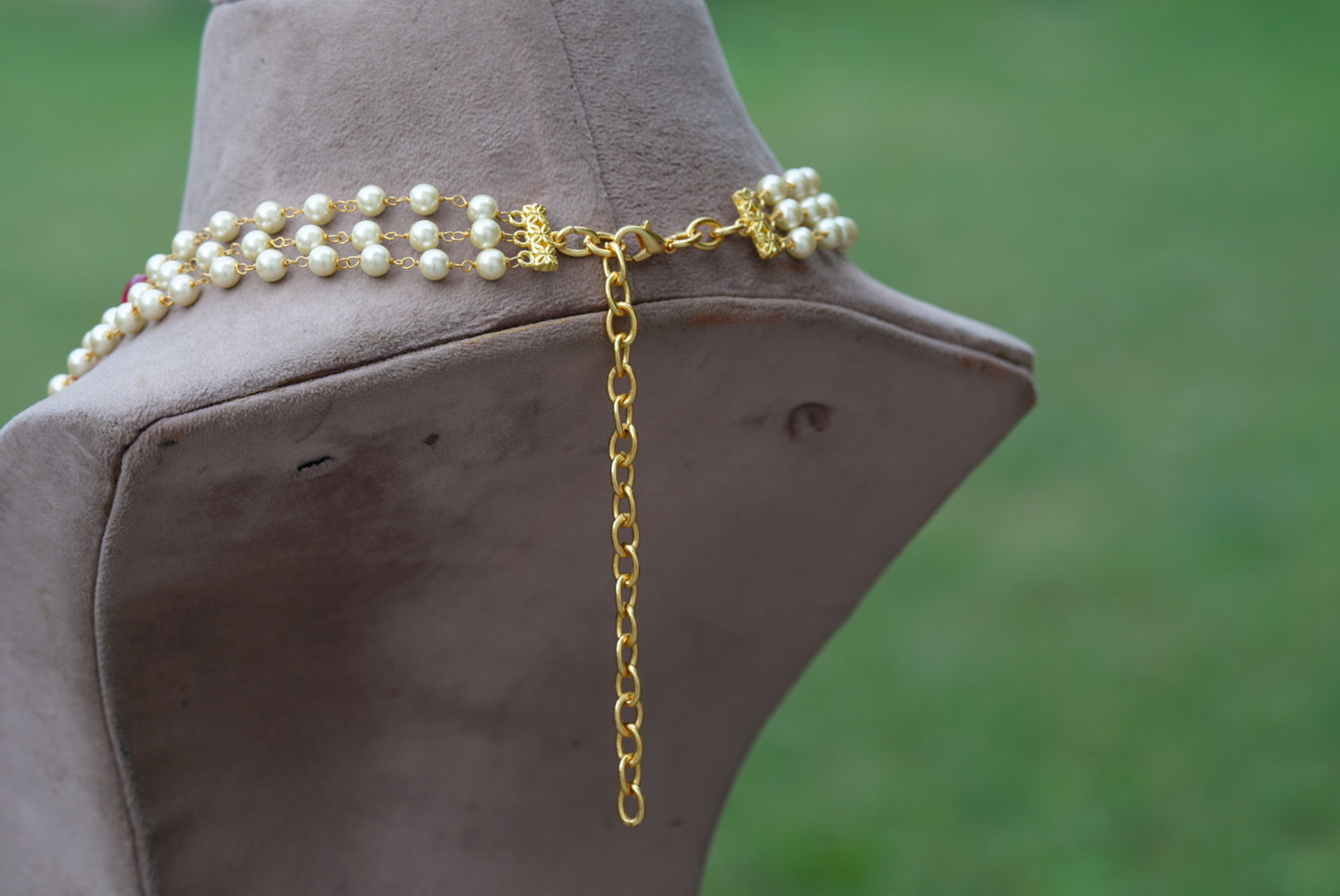 BEADS NECKLACE (4-6400)(N)