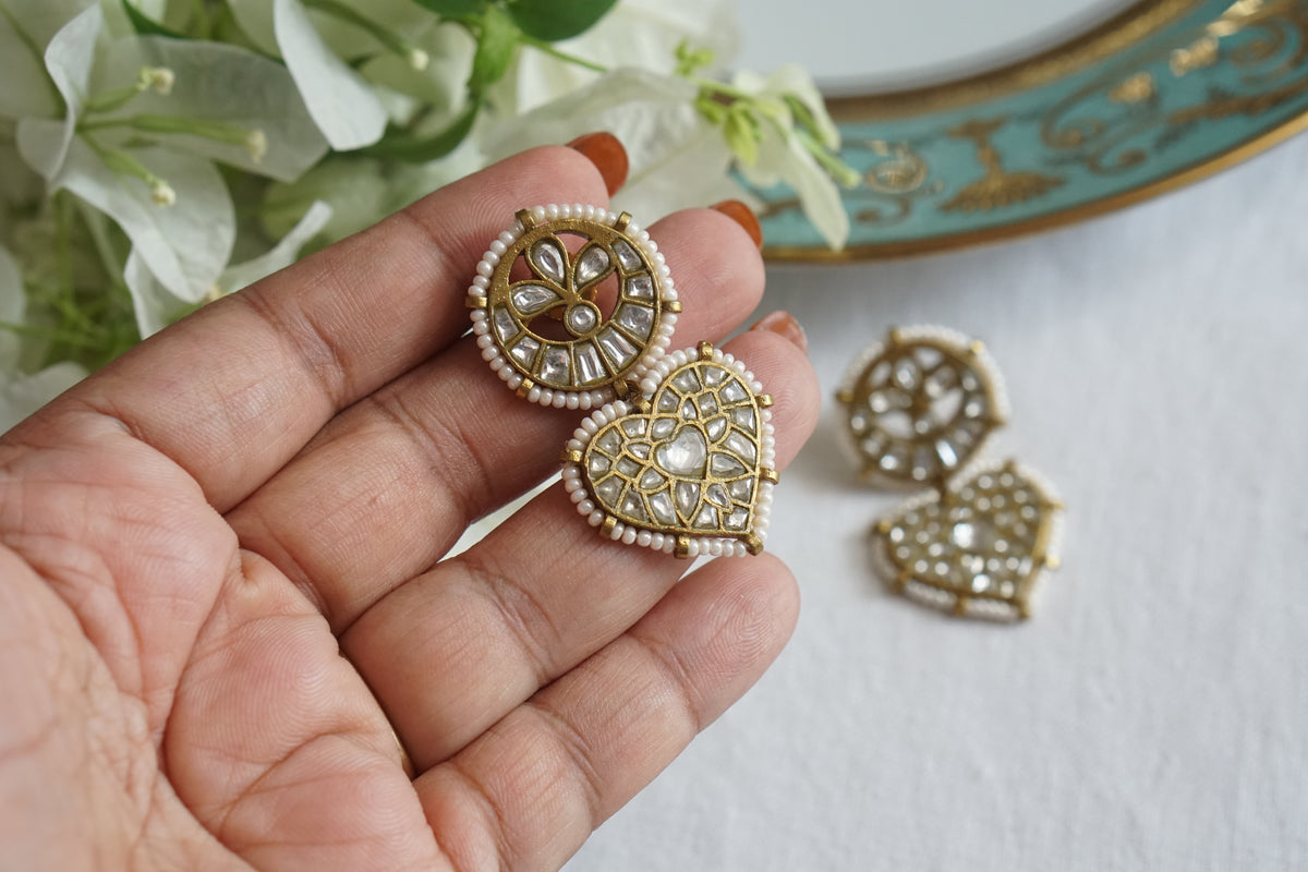 White Kundan earring (1-5541)(A)