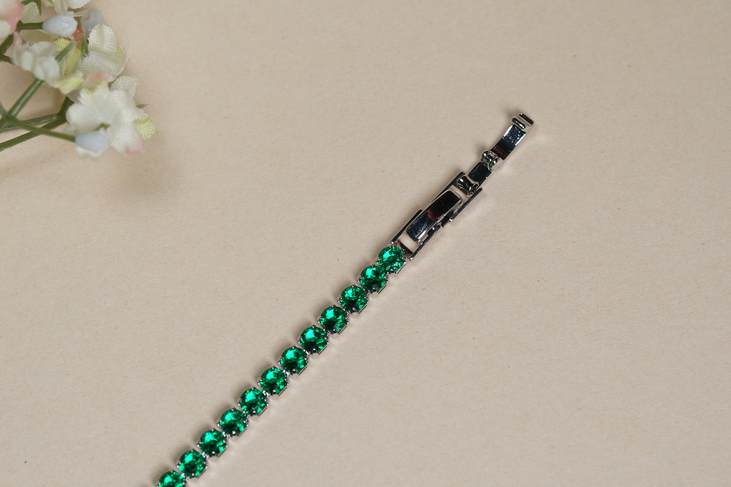 AD Green Stone Tennis Bracelet (3-465)(EX)