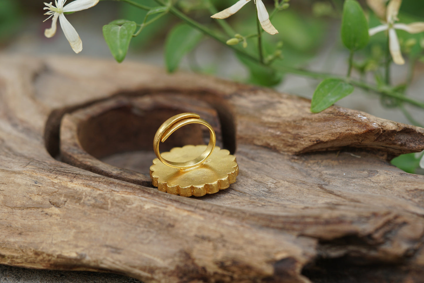 Kundan Ring (6-295)(AK)(offer piece)