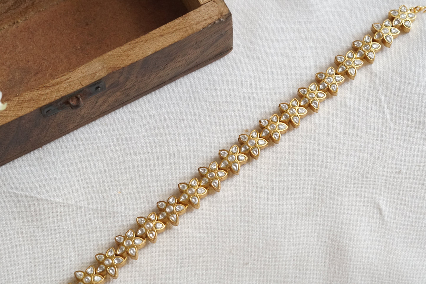 Kundan Sispatti (5-1727)(R)