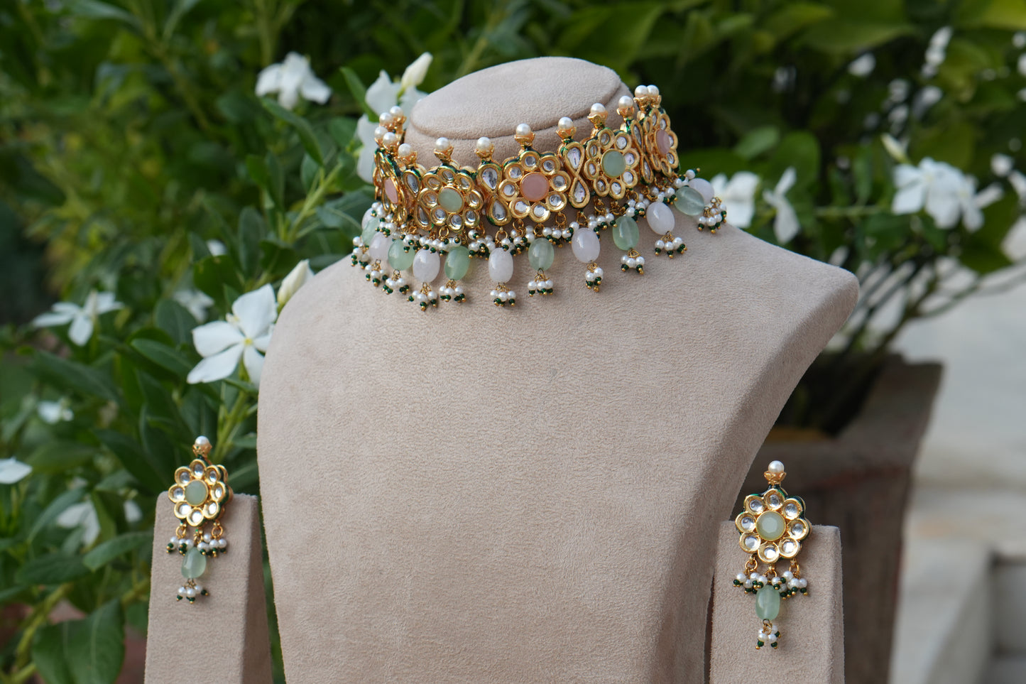 Kundan Choker Set (4-9162)(B)