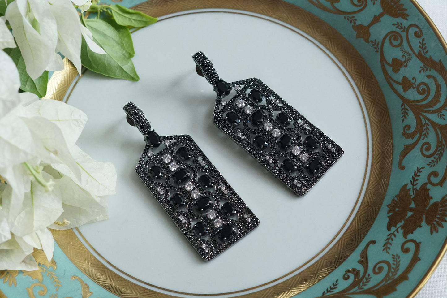 Black Stone Ad Earrings (1-5307)(B)(from turkey)