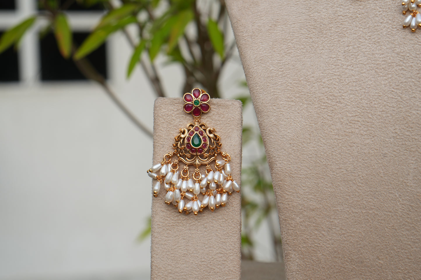 Antique Necklace Set (4-9275)(AK)