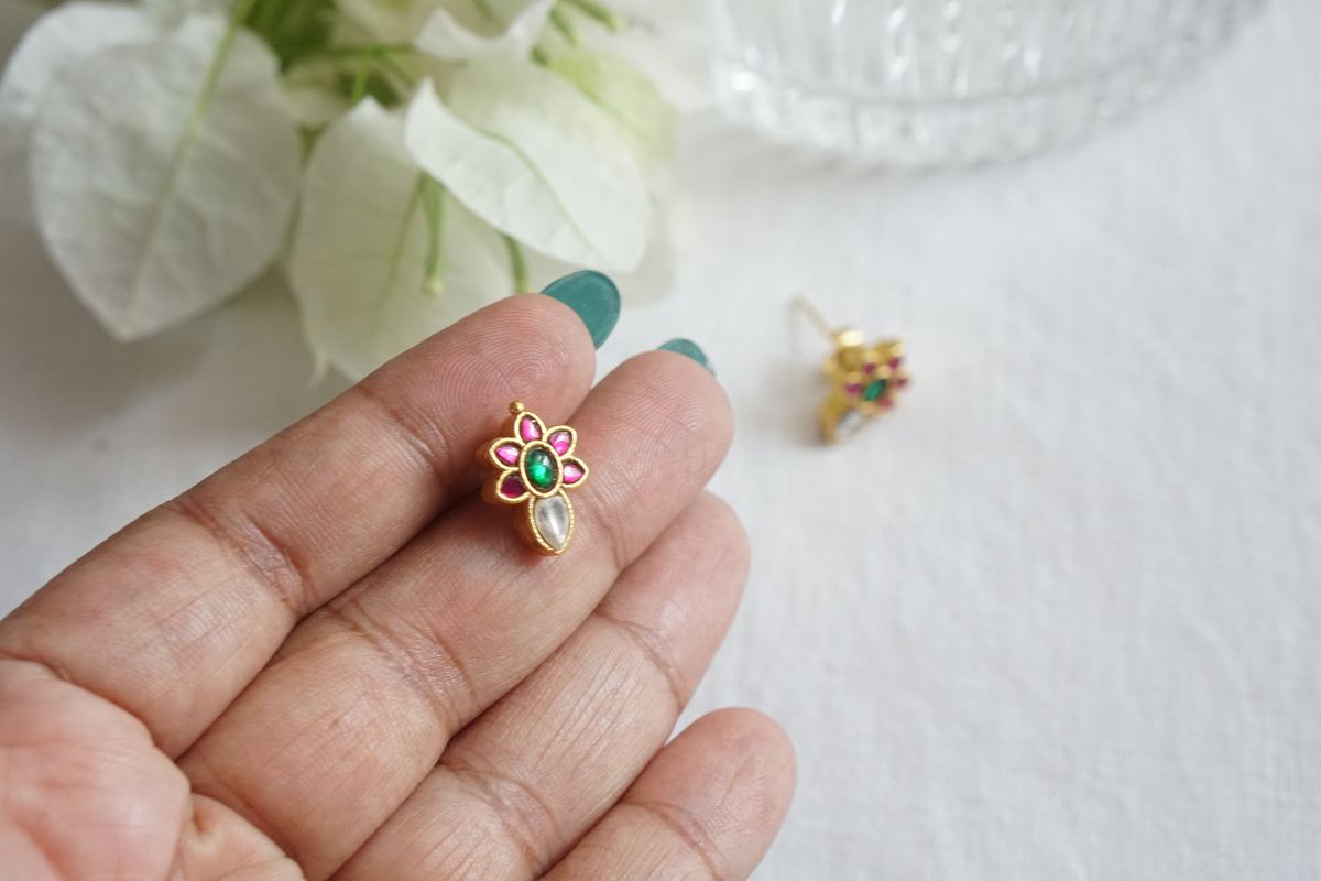Kundan Studs (1-5563)(K)