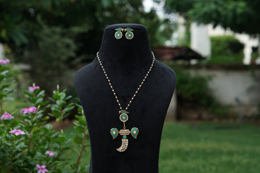 Turquoise Kundan Pendant Set (4-9422)(A)
