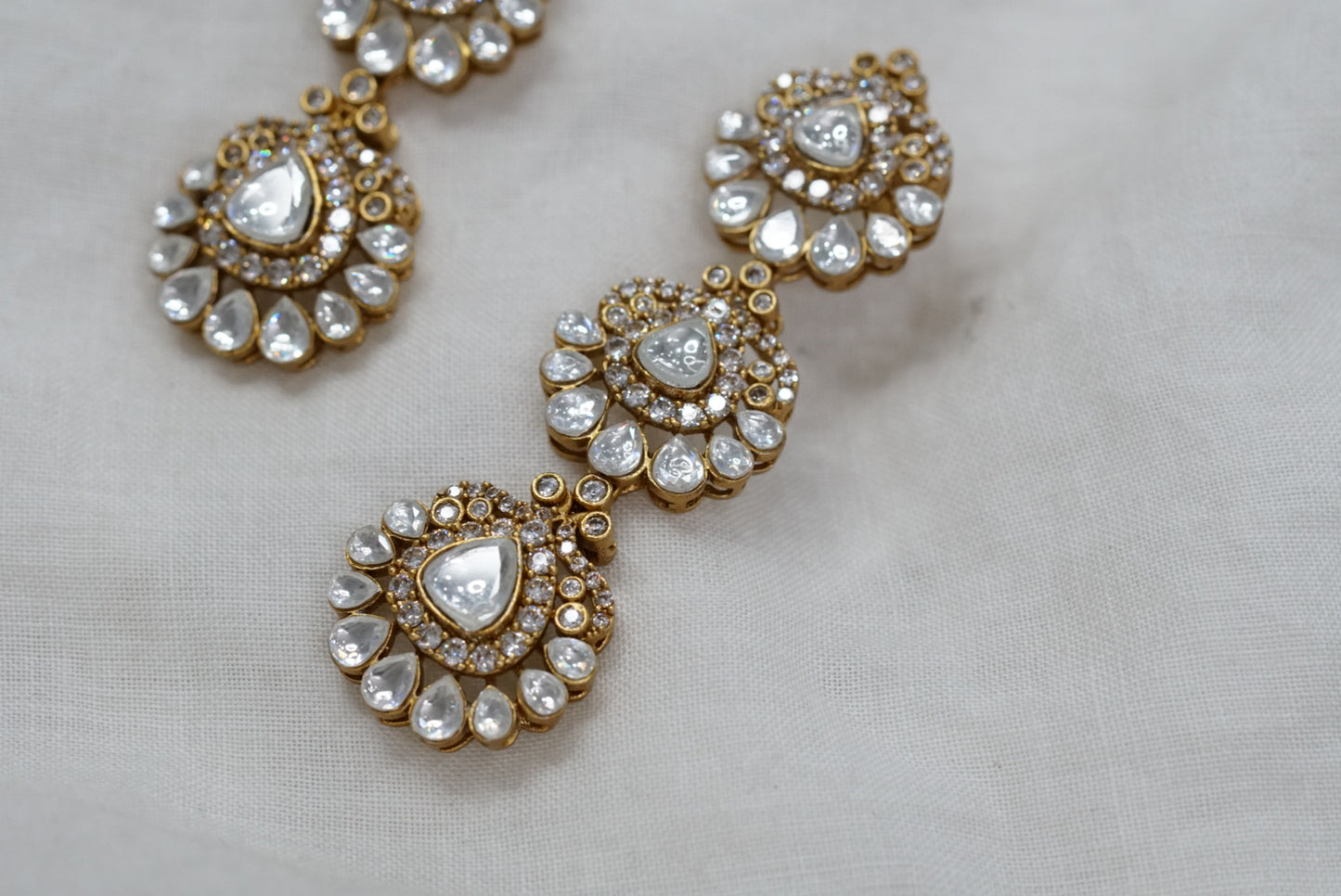White Polki earring (1-3377)(B) - JEWELSTYLE