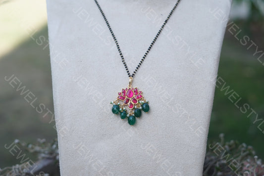 Pink lotus black beads pendant chain (4-3226)(R)(preorder) - JEWELSTYLE