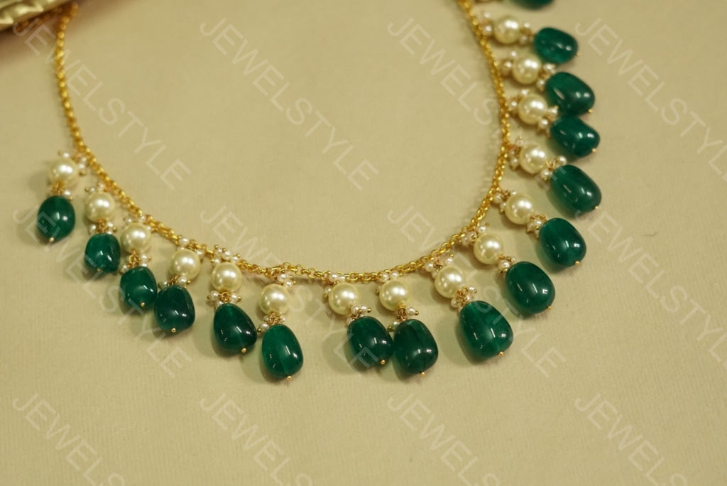 Green beads necklace - JEWELSTYLE