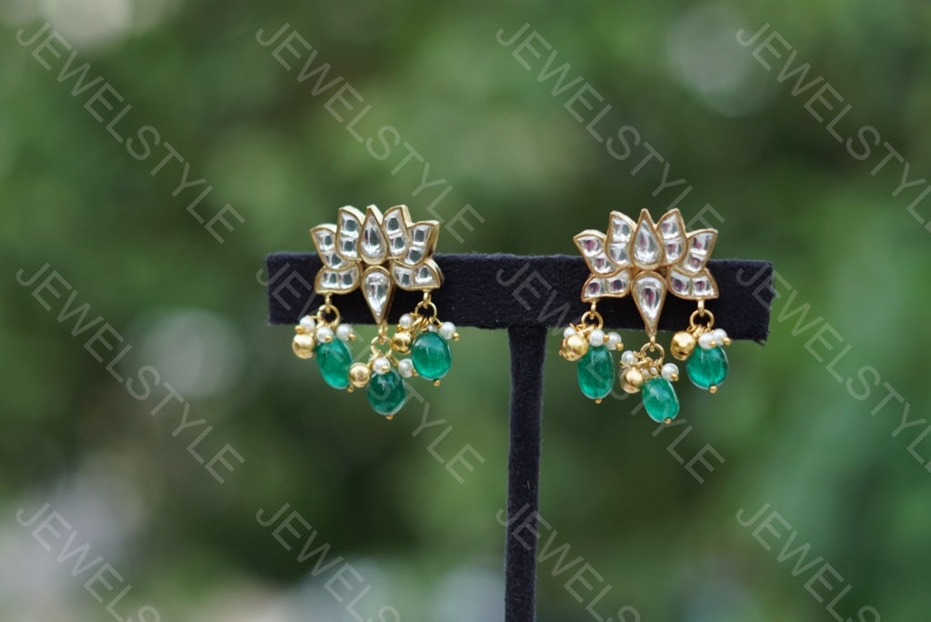 White Kundan lotus studs ( Preorder ) 1-810 - JEWELSTYLE