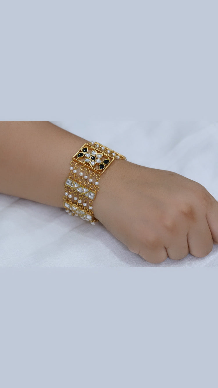 Kundan Bracelet (3-365)(R)(PREORDER)
