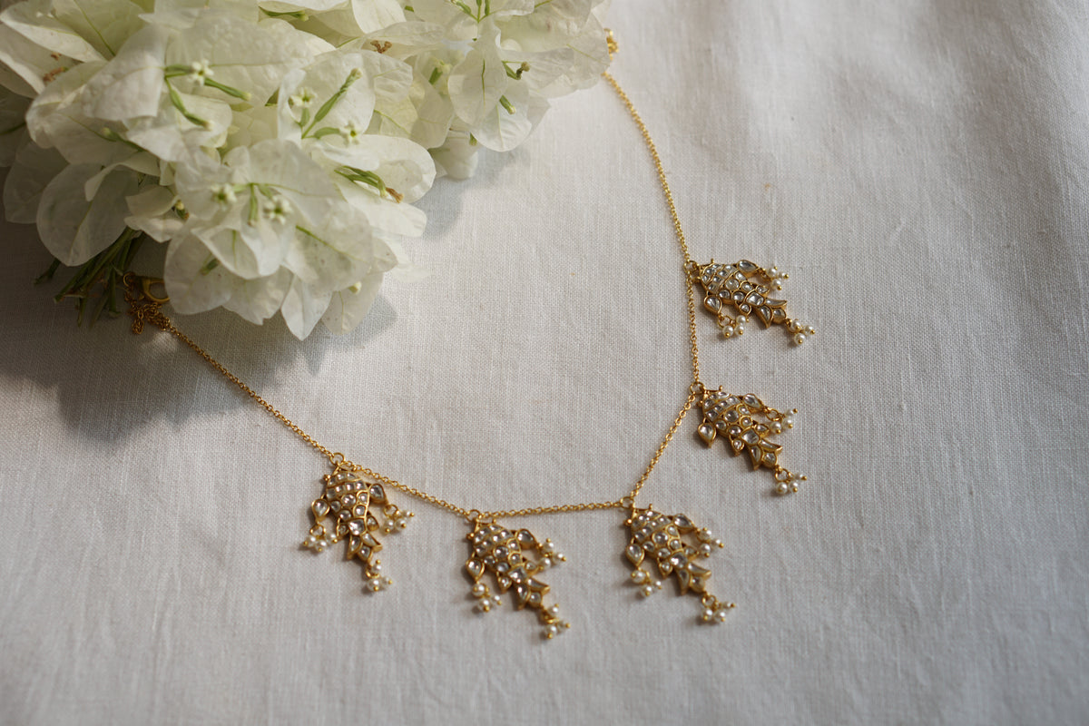 White Stone Fish  Kundan Necklace (4-9724)(R)