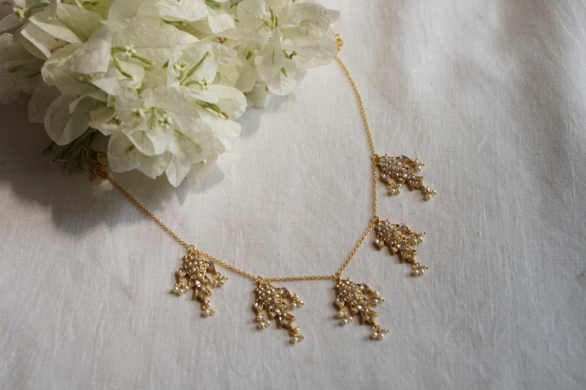 White Stone Fish  Kundan Necklace (4-9724)(R)