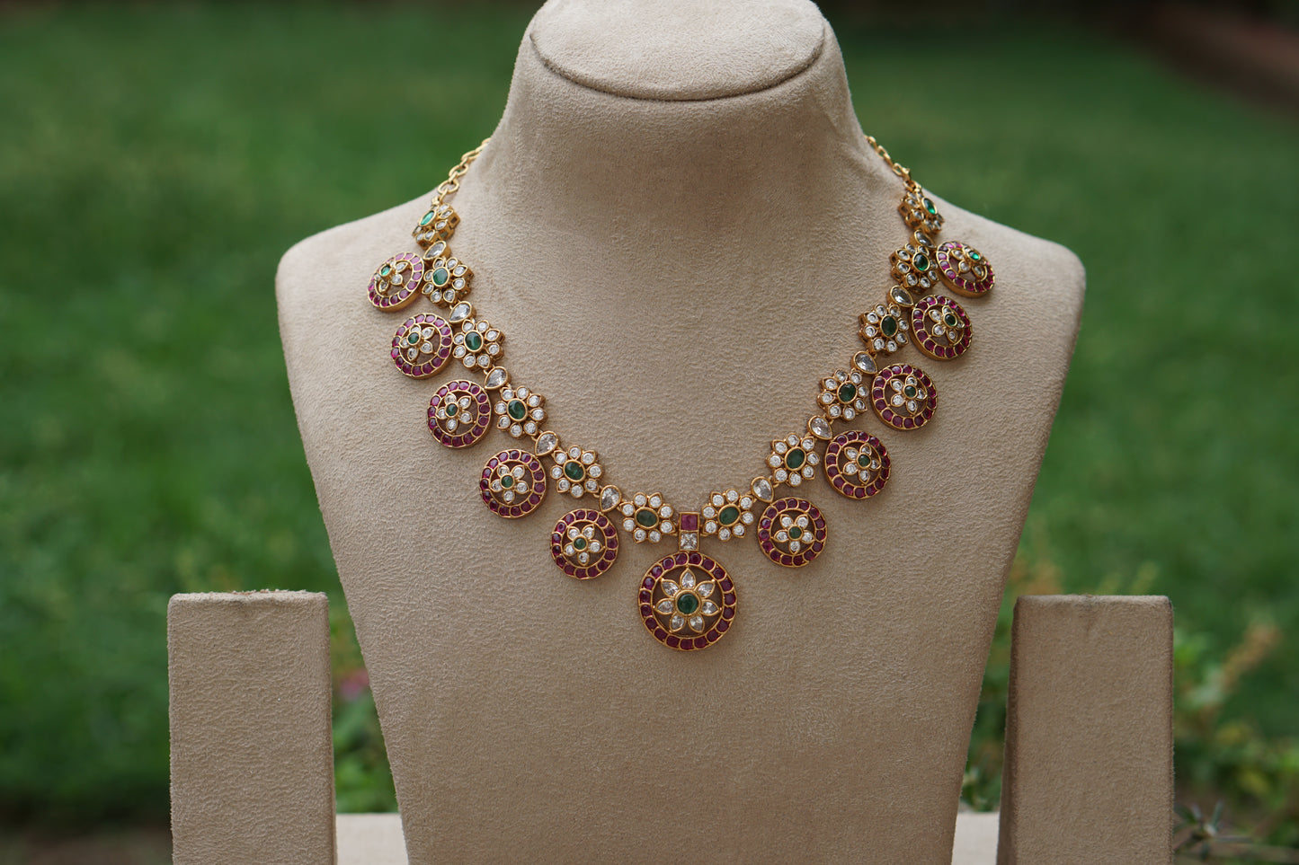Antique Necklace Set (4-9424)(AK)