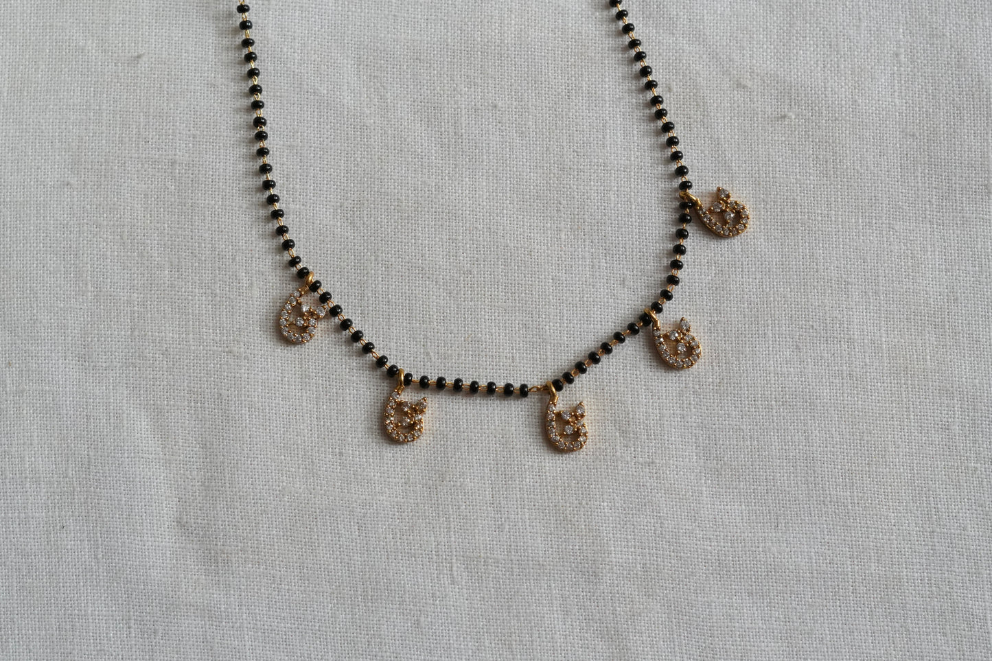 Ad Black beads chain (4-9490)(EX)