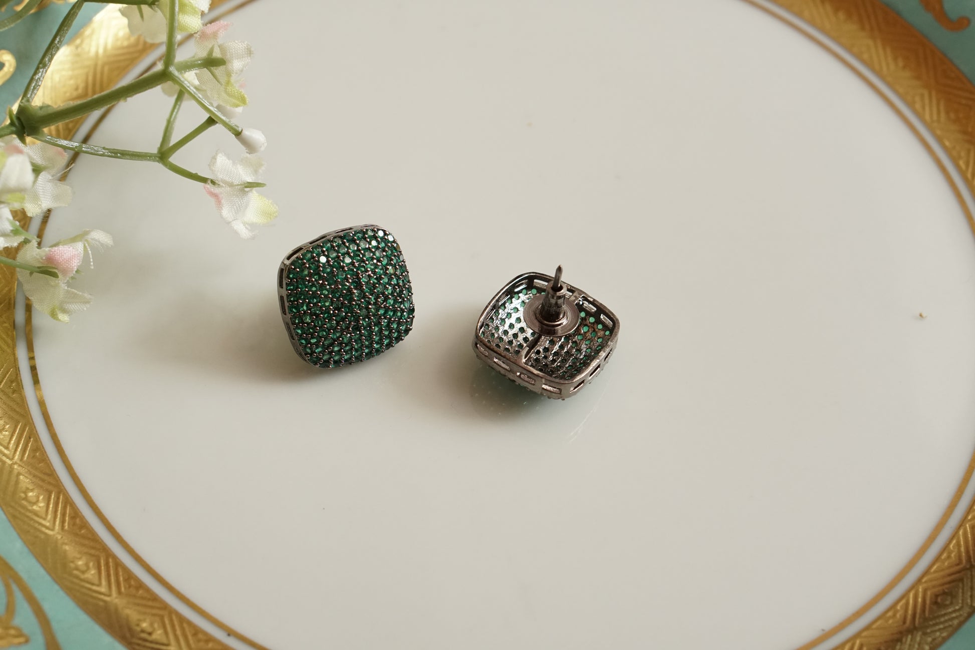 Green AD stone studs (1-4848)(B) - JEWELSTYLE