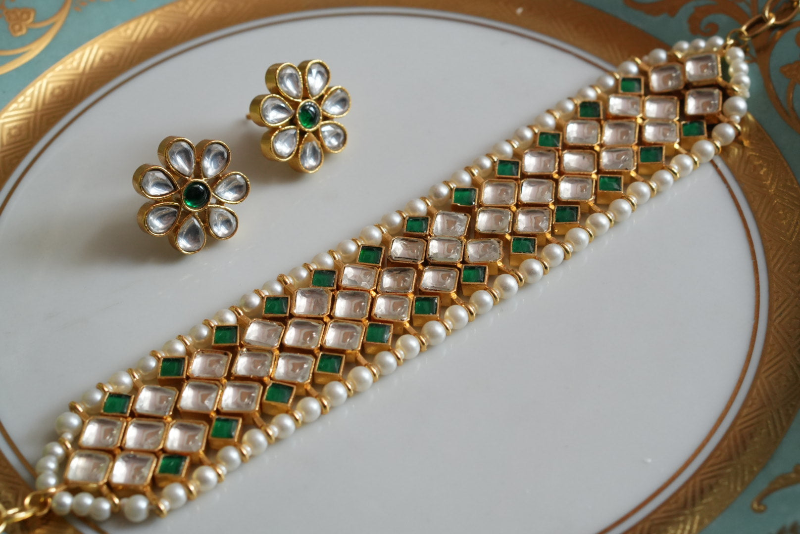 Kundan choker Set (4-8943)(R) - JEWELSTYLE
