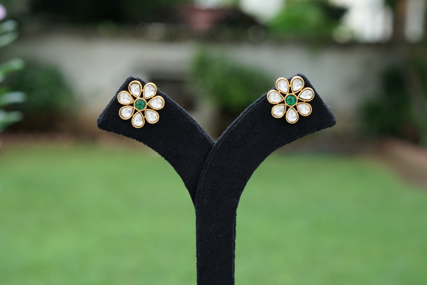 Kundan Studs (1-5400)