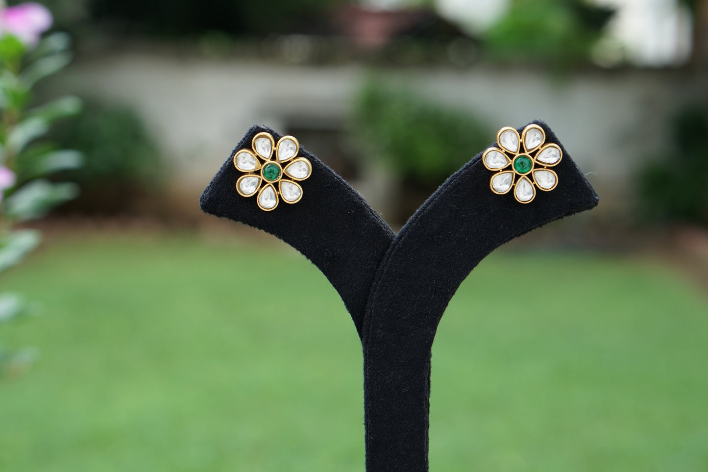 Kundan Studs (1-5400)