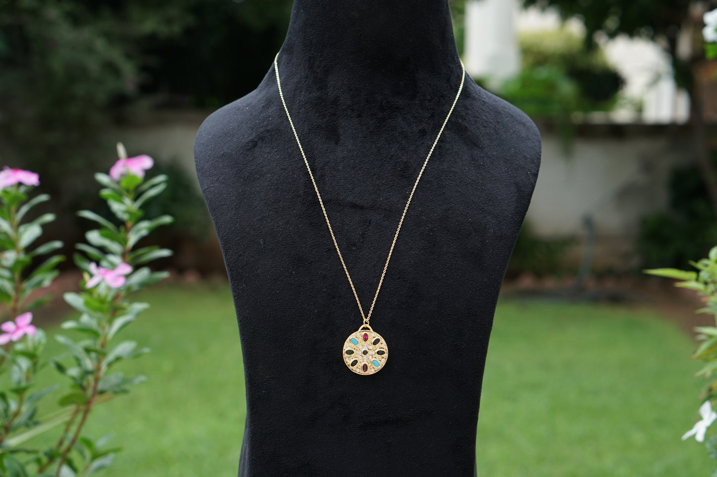Golden stone Pendant (4-9437)