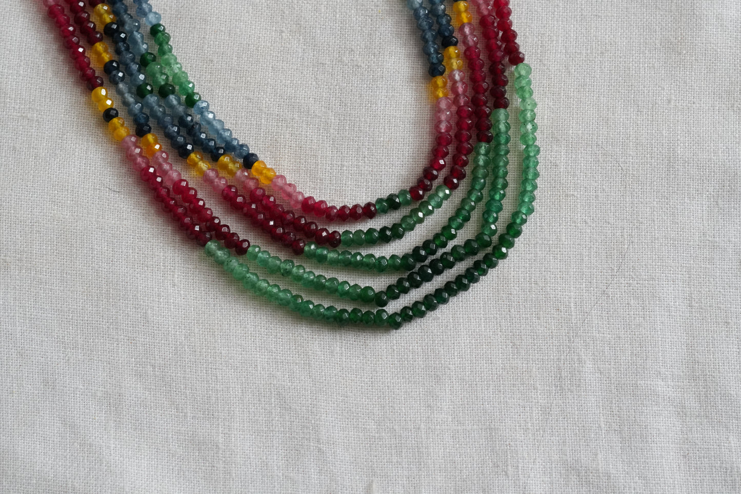 Multicolour Beads Necklace (4-9502)