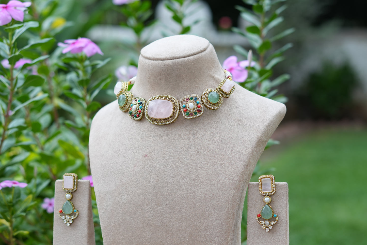Multi Stone Choker Set (4-9556)(B)