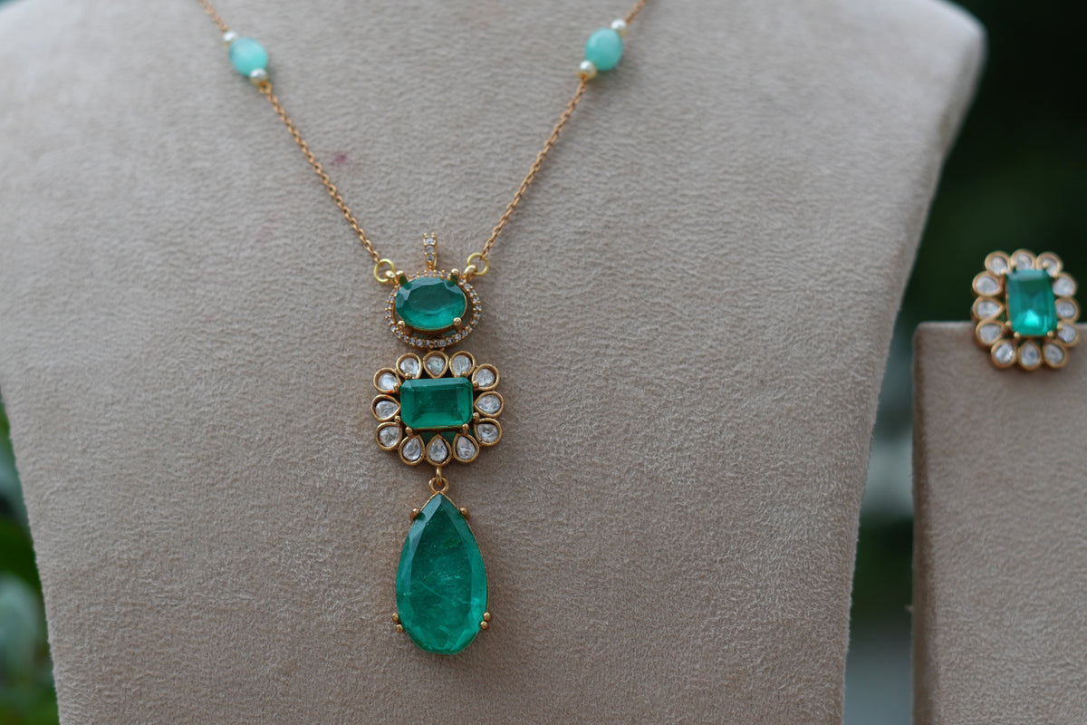 Green doublet Stone Polki Pendant Set (4-9481)(B)
