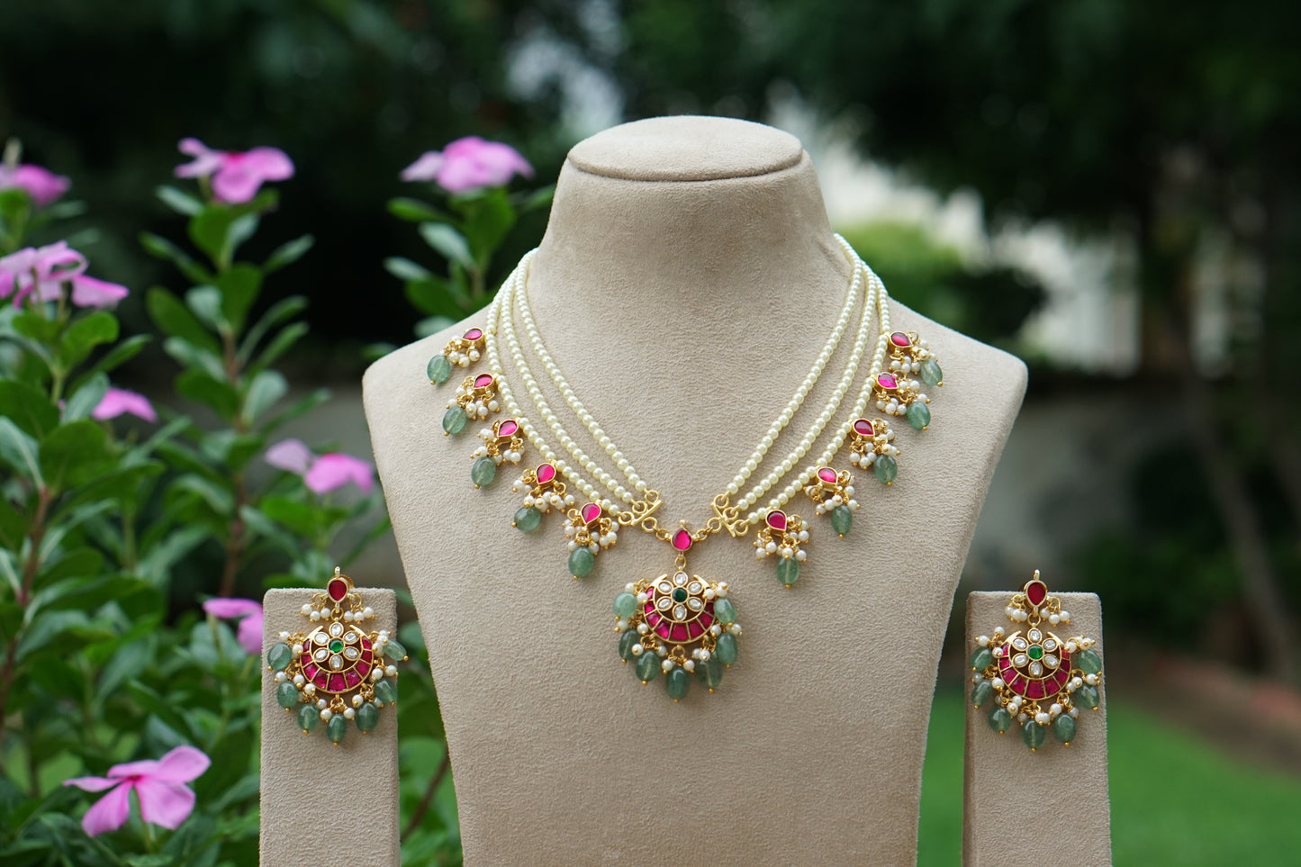 Kundan Necklace Set (4-9456)(N)