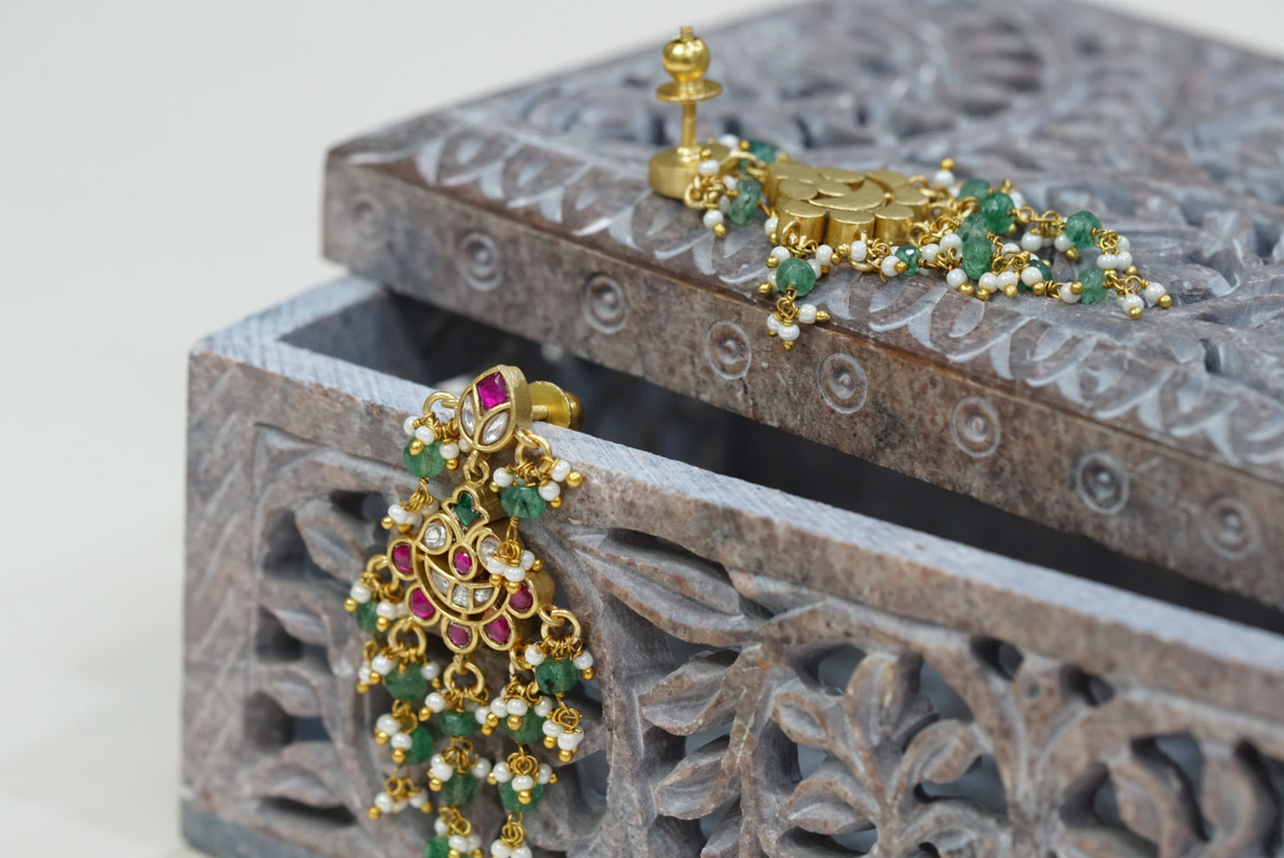 Small Kundan earrings (1-3761)(K) - JEWELSTYLE