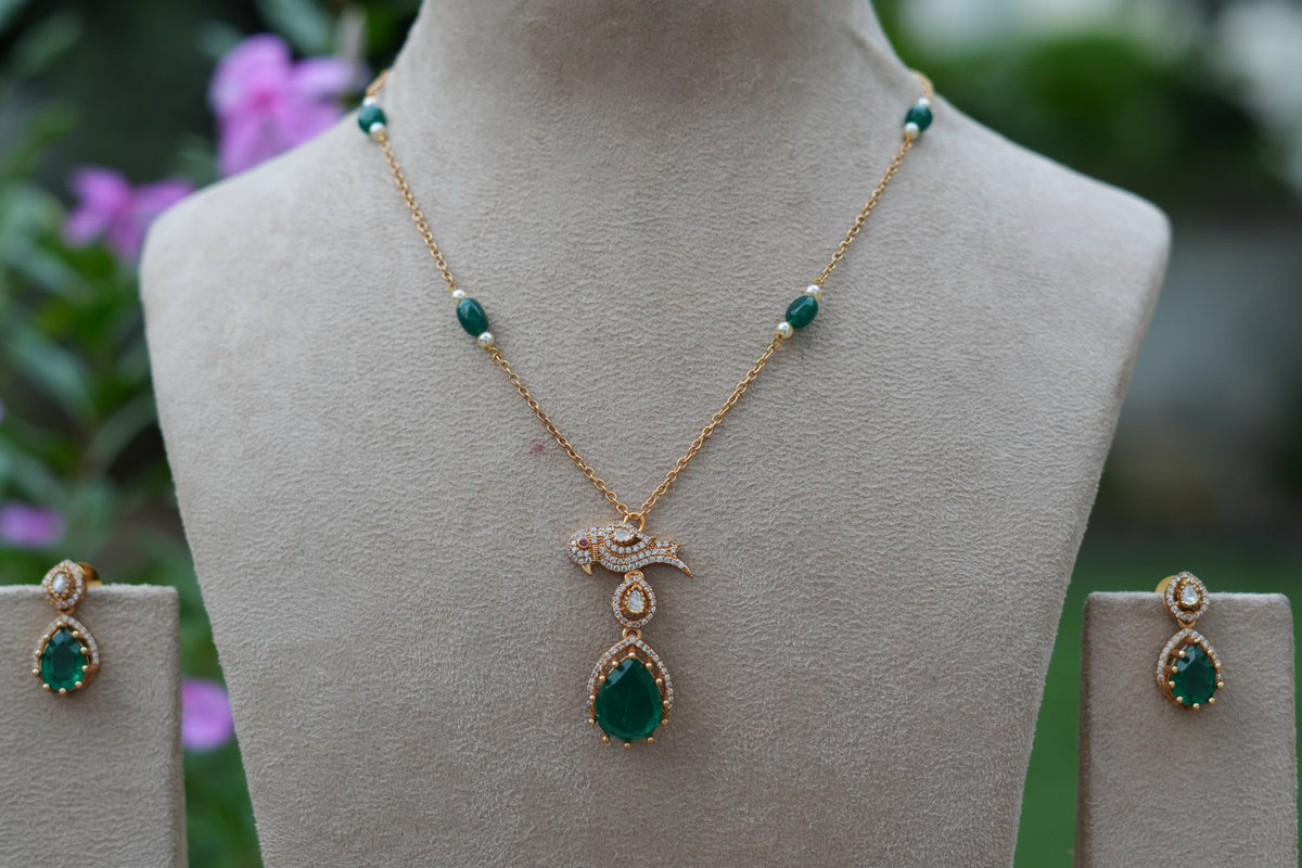 Green Stone Polki Pendant Set (4-9538)(B)