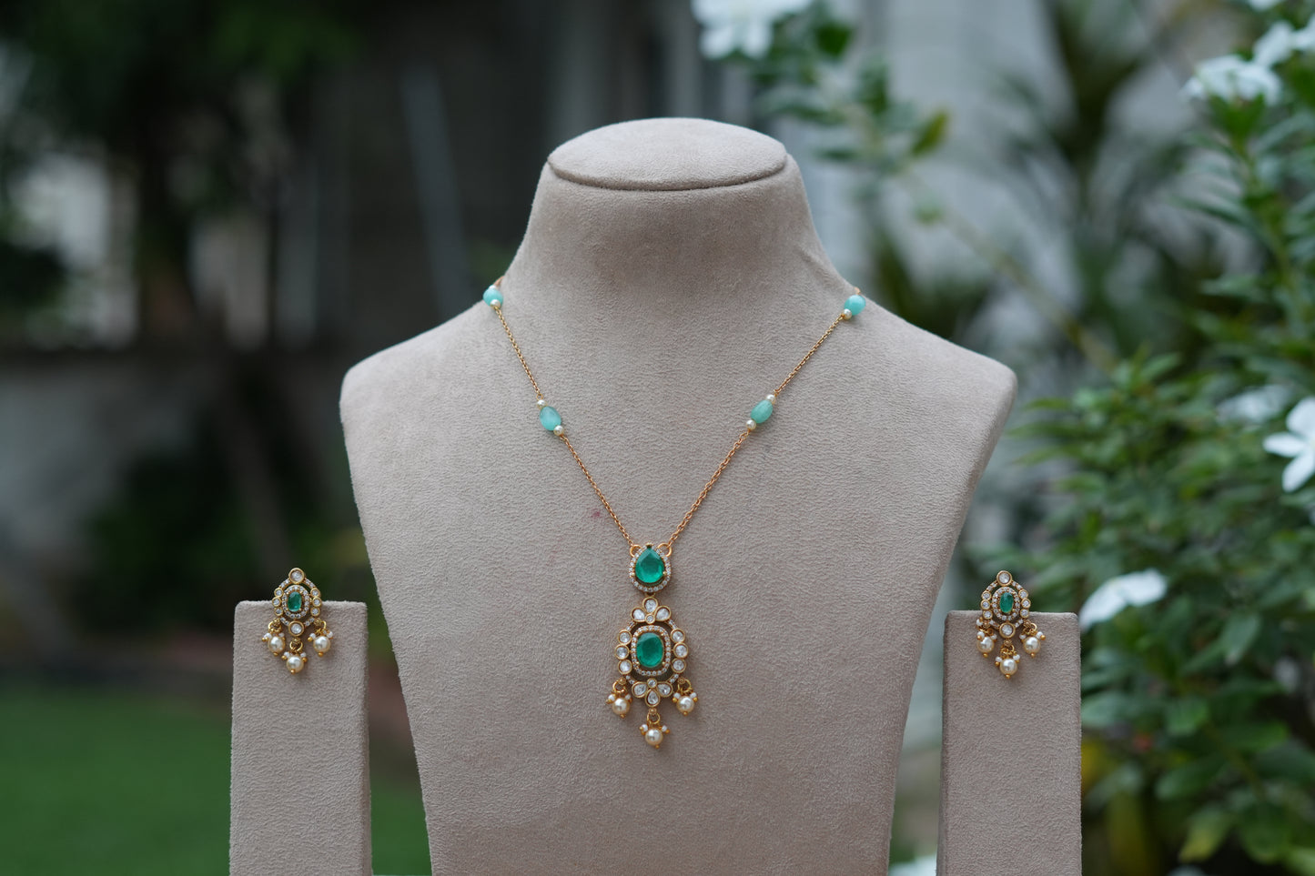 Green Stone Polki Pendant Set (4-9540)(B)