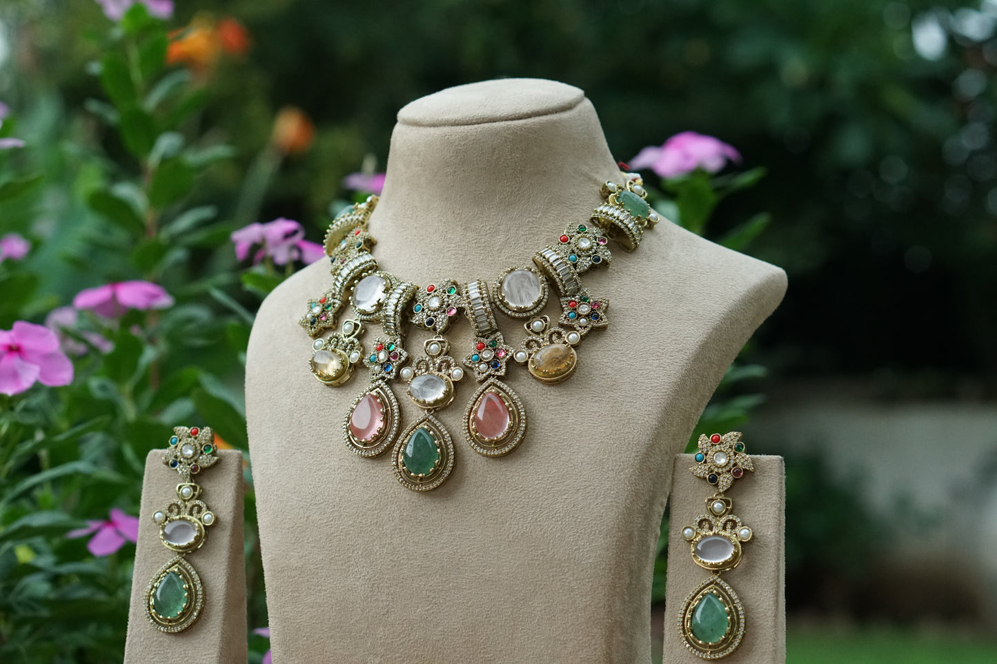 Multi Stone Necklace Set (4-9442)(B)