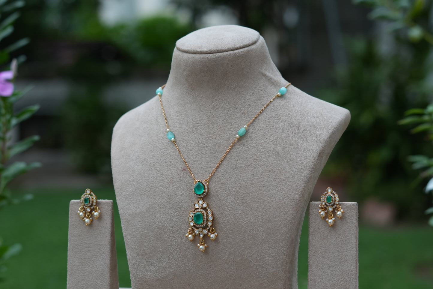 Green Stone Polki Pendant Set (4-9540)(B)