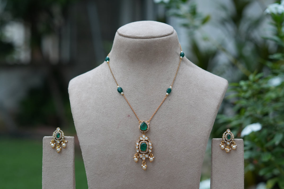 Green Stone Polki Pendant Set (4-9539)(B)