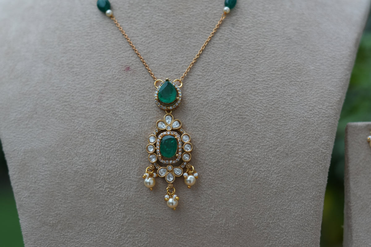 Green Stone Polki Pendant Set (4-9539)(B)
