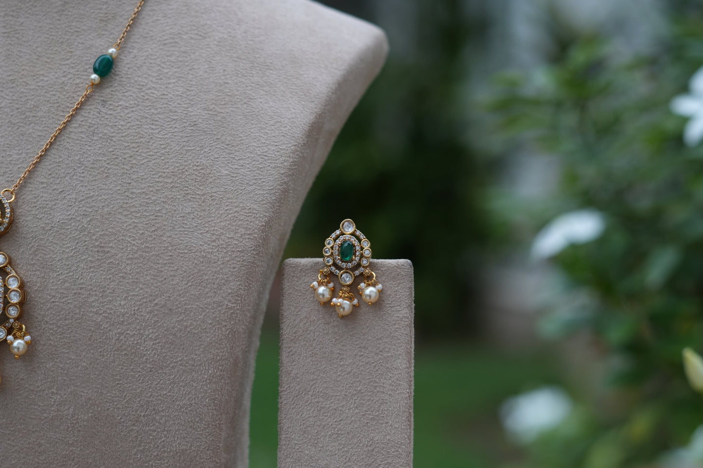 Green Stone Polki Pendant Set (4-9539)(B)