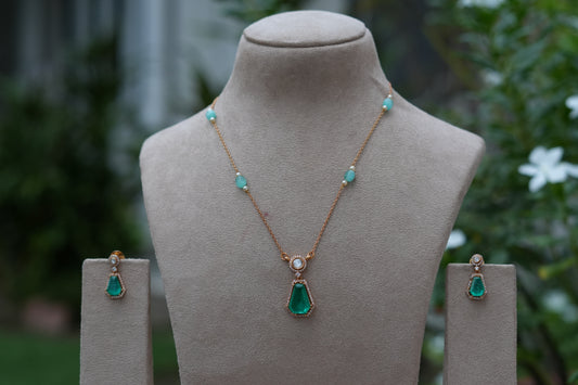 Green Stone Polki Pendant Set (4-9547)(B)