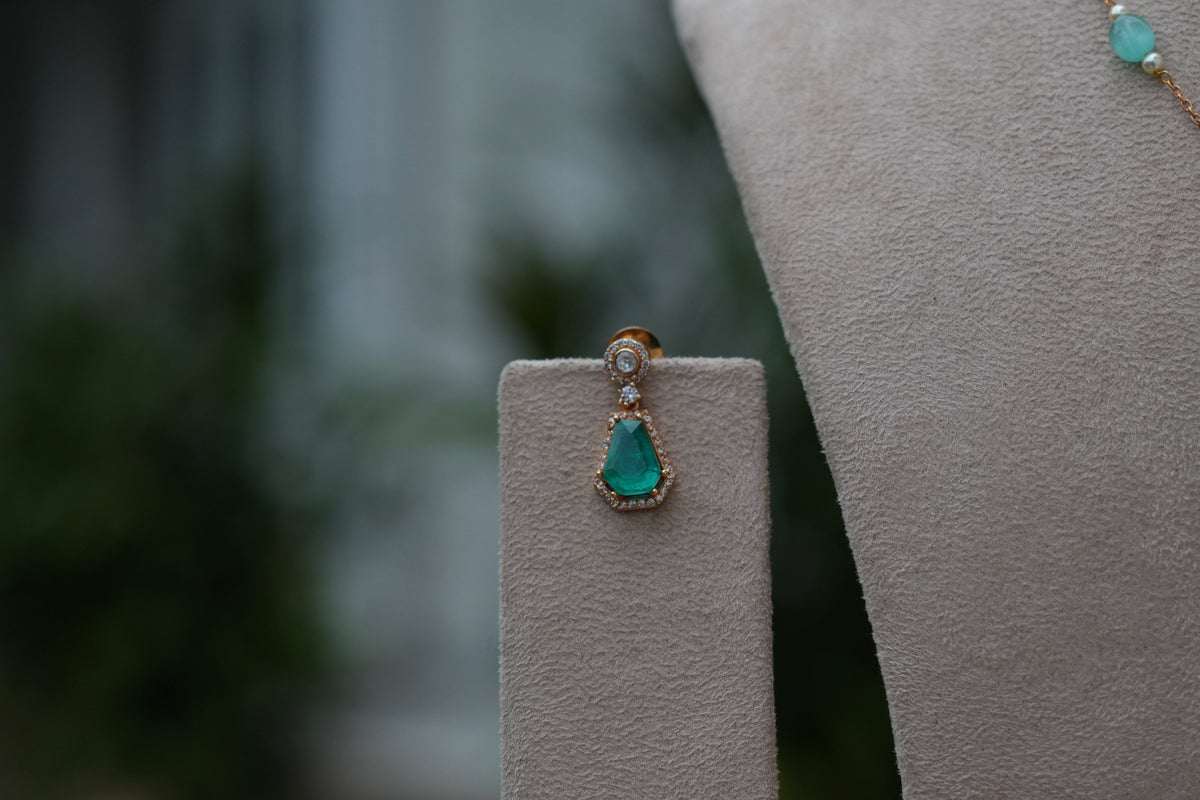 Green stone Polki Pendant Set (4-9466)(B) INTRODUCTORY PRICE)