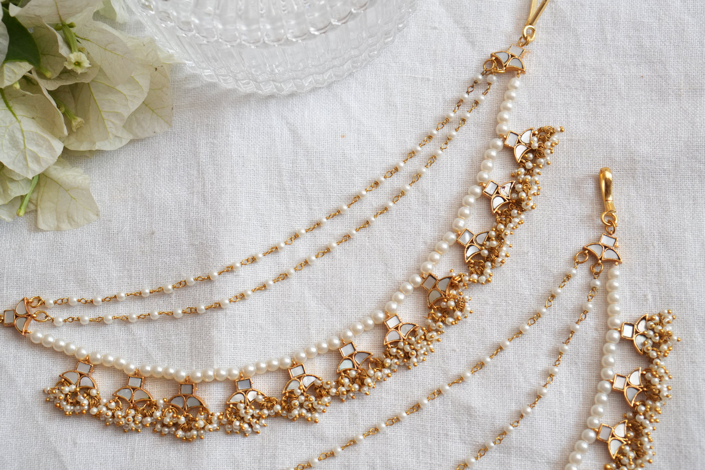 Mother of pearl Earchain(9-328)(A)(OFFER PRICE)