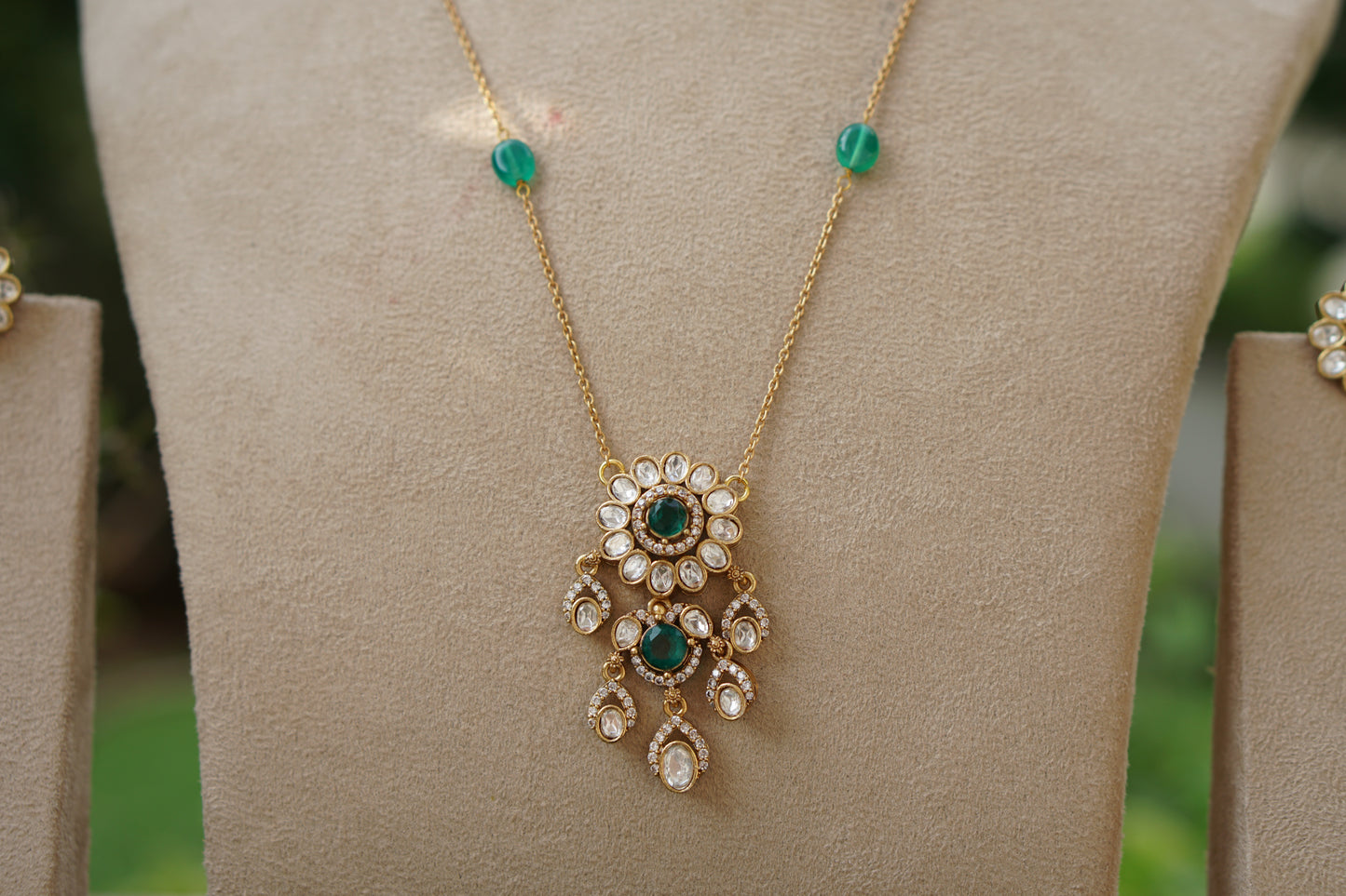 Green stone Polki Pendant Set (4-9476)(B)